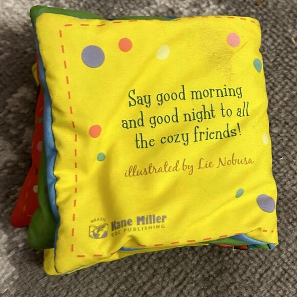 Manhattan Toy- Hello Baby Cloth Books - Picture 8 of 8